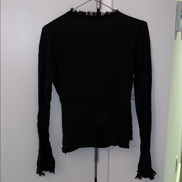 TAHARI BLACK WRAP TOP WITH RUFFLE SIZE P - Picture 4 of 4